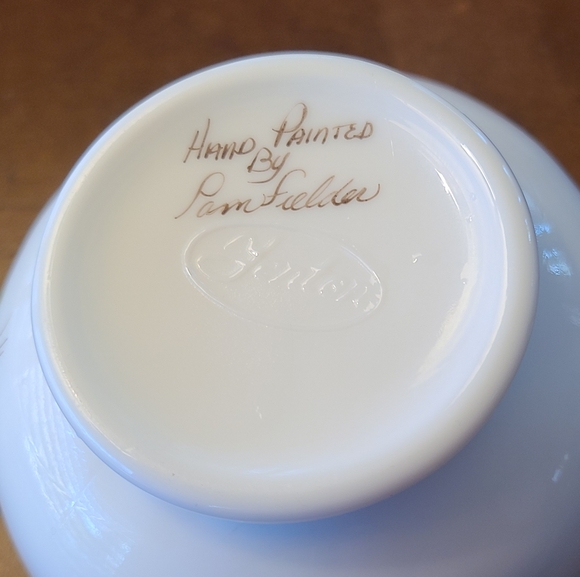 Vintage 70s Fenton "Violets in the Snow" Silvercrest ruffled vase🐣 - Picture 5 of 6